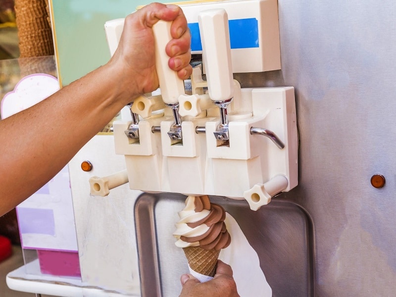 tips when buying ice cream equipment